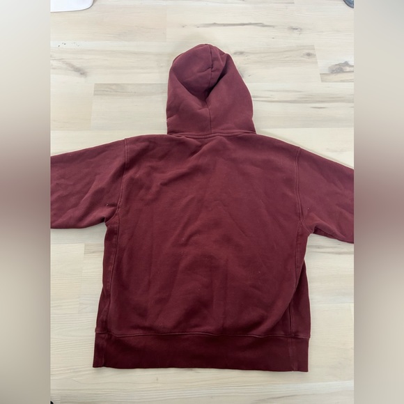 Bergundy Aritzia hoodie. Size medium - Picture 2 of 3